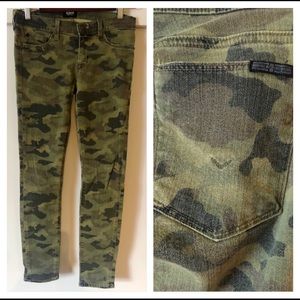 Krista super skinny crop- camo